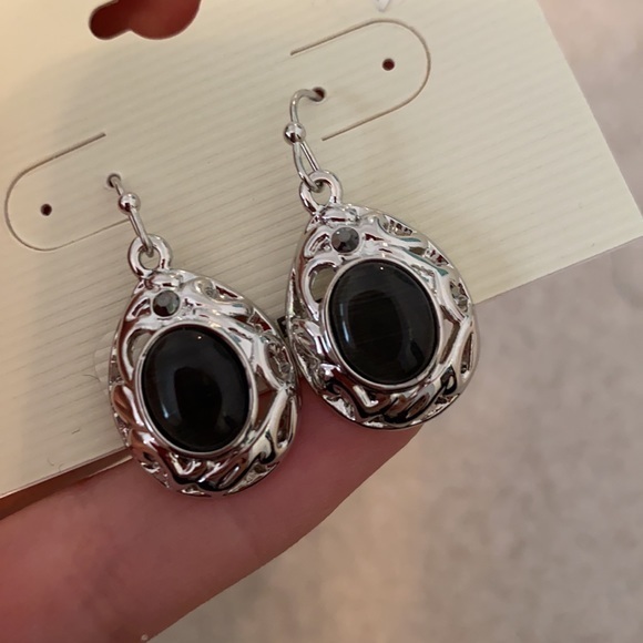 Christopher & Banks Earrings - Picture 2 of 3